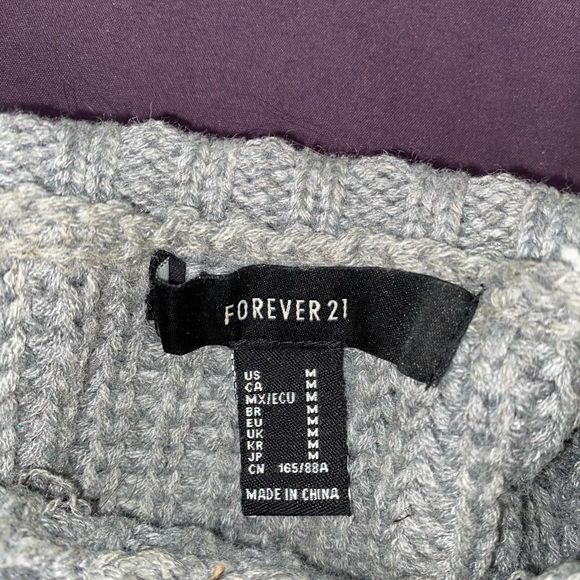 Forever 21 Cropped Knit Colour Block Sweater - Picture 5 of 5